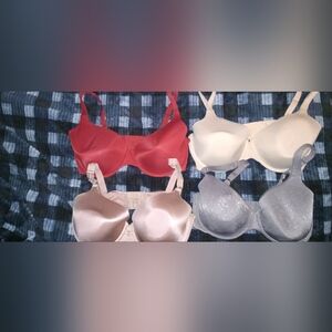 Lot of 4 Vanity Fair underwire bras 38DD